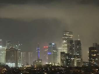 Live - Τρίτο κύμα ιρανικής πυραυλικής επίθεσης κατά του Ισραήλ - Εκρήξεις σε Τελ Αβίβ και Ιερουσαλήμ