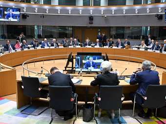 Stablecoins: Τα ψηφιακά νομίσματα που αλλάζουν το παγκόσμιο σύστημα πληρωμών