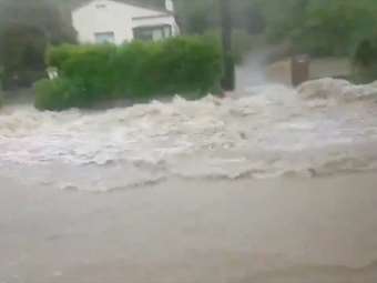 Πλημμύρες από τις σφοδρές βροχοπτώσεις στη νοτιοανατολική Γαλλία - Ζημιές και διακοπές της ηλεκτροδότησης