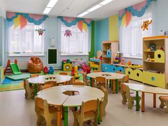 Voucher για βρεφονηπιακούς σταθμούς: Πόσο αυξάνονται τα εισοδηματικά κριτήρια