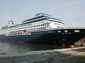 Σύσκεψη στην Προεδρία της Κυβέρνησης για την αναζήτηση βιώσιμων λύσεων για την κρουαζιέρα