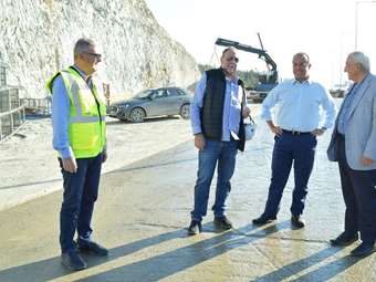 Στο κύριο εργοτάξιο του Flyover ο Χρ. Σταϊκούρας