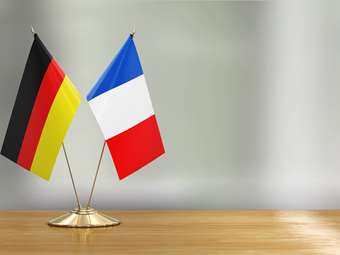 FT: Αβέβαιη η τύχη του ευρωπαϊκού αμυντικού πακέτου 150 δισ. ευρώ, λόγω σύγκρουσης Γαλλίας - Γερμανίας