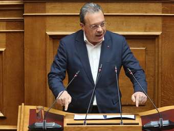 Σ. Φάμελλος: Ο εμπορικός κόσμος και οι μικρομεσαίοι πλήττονται από την άδικη πολιτική της κυβέρνησης