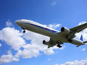 Γαλλία: Βανδαλισμός των κεντρικών γραφείων του ισραηλινού αερομεταφορέα El Al στο Παρίσι