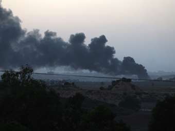 Το Ισραήλ εξαπέλυσε νέα πλήγματα στη Γάζα - Αιτήματα για διαπραγματεύσεις για την απελευθέρωση των ομήρων