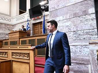 Ο Στ. Κασσελάκης έδειξε την πόρτα εξόδου σε Σπίρτζη