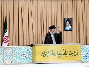 Άμεση ανάλυση: Ποια τα μηνύματα της ομιλίας Χαμενεΐ