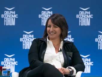 Μ. Πατακιούτη (Παπαστράτος):  Σήμερα είναι περισσότερο επίκαιρη παρά ποτέ η έννοια του εργαζομένου