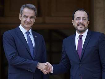 Συνάντηση Κυρ. Μητσοτάκη με τον Ν. Χριστοδουλίδη - Στο επίκεντρο οι εξελίξεις στο κυπριακό