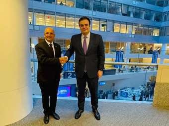 Συνάντηση Κ. Πιερρακάκη με τον Τούρκο ΥΠΟΙΚ Σιμσέκ με επίκεντρο την αύξηση του διμερούς εμπορίου