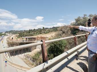 Επίσκεψη Κ. Μητσοτάκη σε εργοτάξιο του Οδικού Άξονα Πατρών-Πύργου