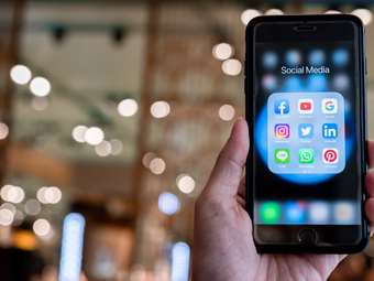 Guardian: Παραπλανητικό πάνω από το 20% των βίντεο που εμφανίζονται στο YouTube