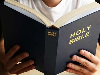 ΗΠΑ: Οι αρχές της Οκλαχόμα ζήτησαν από όλα τα δημόσια σχολεία να διδάσκουν τη Βίβλο