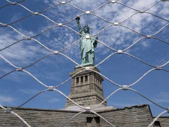 Οι Ηνωμένες Πολιτείες του Τραμπ εγκαταλείπουν τις αξίες της Δύσης