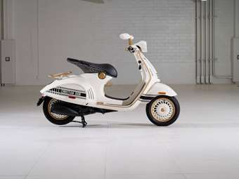 Αυτή η σπάνια Vespa θα πουλήθει 90.000 ευρώ σε δημοπρασία (εικόνες)