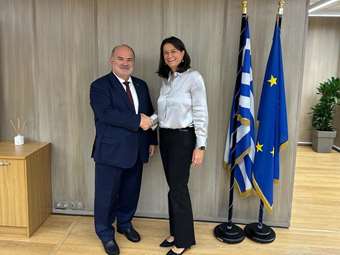 Συνάντηση Ν. Κεραμέως με ΓΣΕΒΕΕ για μηχανισμό διαμόρφωσης κατώτατου μισθού και ΣΣΕ