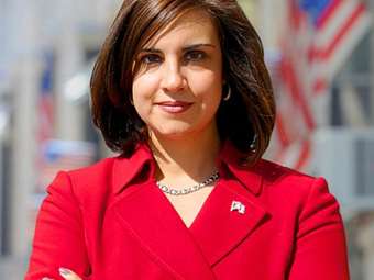 Ελληνοαμερικανίδα βουλευτής: Ο Μπάιντεν θυσίασε την Ελλάδα για να ικανοποιήσει τον Ερντογάν