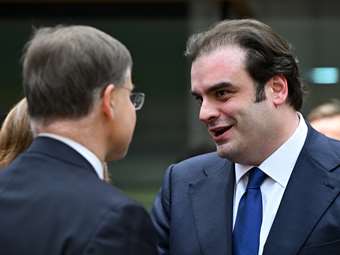 Politico: Από το Grexit στην προεδρία του Eurogroup - Η ιστορία της ανάκαμψης της Ελλάδας