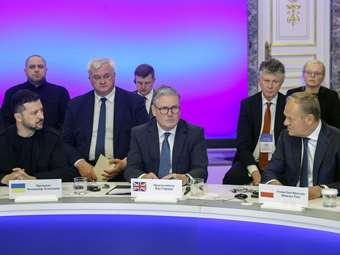 Ανάλυση Deutsche Welle για πρόταση εκεχειρίας: Ιστορική πρωτοβουλία ή δραματουργική έμπνευση;