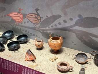 Εγκαίνια του Διαχρονικού Μουσείου στην Τήλο από τη Λ. Μενδώνη