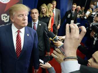 Κατρακυλά κατά 10% η μετοχή της Trump Media