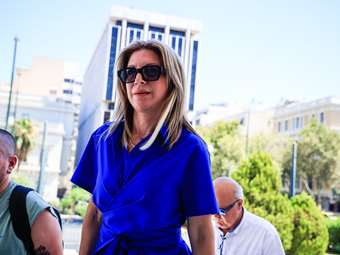 Προαναγγέλλει κόμμα η Μ. Καρυστιανού- Δηκτικό σχόλιο από Ν. Πλακιά