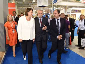 Συνάντηση Θ.Δρίτσα με την Επίτροπο Μεταφορών της Ε.Ε. στα Ποσειδώνια