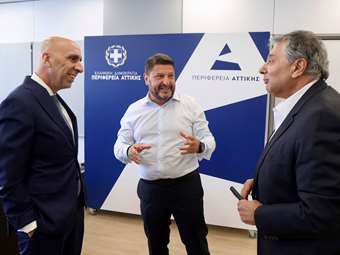 Συνάντηση Ν. Χαρδαλιά με Γ. Μπρατάκο (ΕΒΕΑ) και Β. Κορκίδη (ΕΒΕΠ): Ενίσχυση της παραγωγικής βάσης της Αττικής