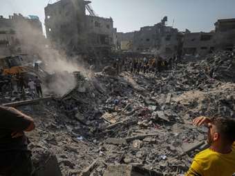 Ο ισραηλινός στρατός επιστρέφει με βομβαρδισμούς και τεθωρακισμένα στη βόρεια Γάζα