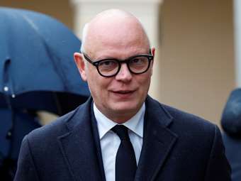 Πυρά κατά Μακρόν και από το ίδιο του το στρατόπεδο: Μετά την επίθεση Ατάλ, πρόωρες προεδρικές εκλογές ζήτησε ο Εντουάρ Φιλίπ