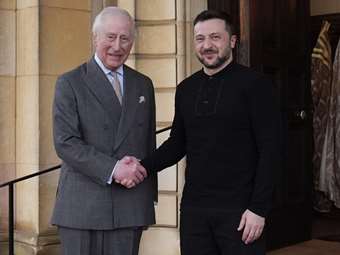 Βρετανία: Ο πρόεδρος Ζελένσκι έγινε δεκτός από τον βασιλιά Κάρολο