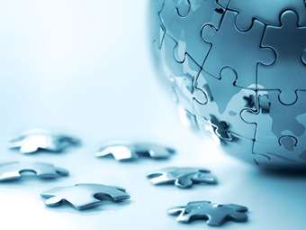 Πρωτοχρονιά 2024: Ο κόσμος υποδέχθηκε το νέο έτος με την ελπίδα να φέρει ειρήνη και ευημερία