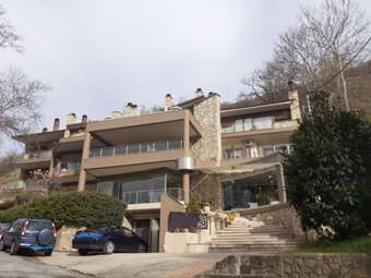 Πλειστηριασμοί: Τα "νέα" ξενοδοχεία που βγαίνουν στο σφυρί και το "φιλέτο" στις Σπέτσες