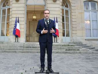 Γαλλία: Συνάντηση Λεκορνί με τους Σοσιαλιστές χωρίς αποτέλεσμα - Πού "στέκονται" τα υπόλοιπα κόμματα