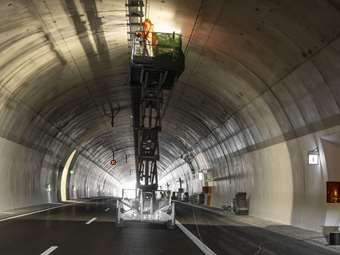 Ο αυτοκινητόδρομος της Ελλάδας με τα πιο φωτεινά τούνελ