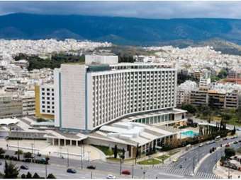 Οι ξένες αλυσίδες με μεγάλα πλάνα στον ελληνικό τουρισμό