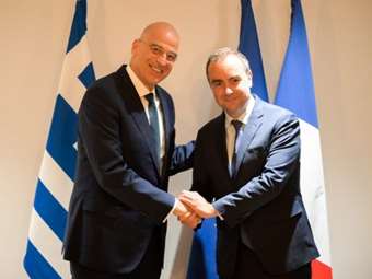 Διαψεύδει το ΥΠΕΘΑ δημοσίευμα της La Tribune περί ρήγματος στις σχέσεις Ν. Δένδια και Γάλλου υπ. Άμυνας