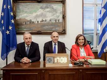 Τρίωρη ενημέρωση Γ. Γεραπετρίτη στους βουλευτές της Ν.Δ. για την εθνική ατζέντα