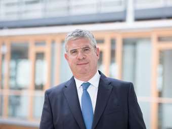 Από το ΕΜΠ στην καρδιά της Ευρώπης: Το ταξίδι του Γ. Τσακίρη και η στήριξη της Ευρωπαϊκής Τράπεζας Επενδύσεων στην Ελλάδα