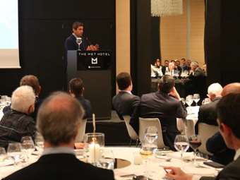 Νέα πρόσκληση Αυγενάκη στους αγρότες για διάλογο