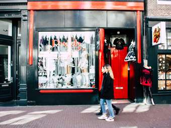 Πτώση των λιανικών πωλήσεων στην ευρωζώνη τον Ιούλιο