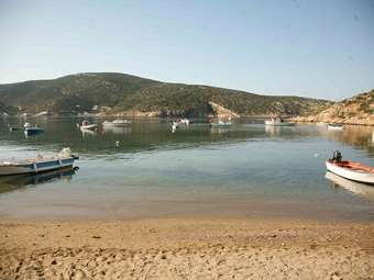 H βρετανική Express ξεχωρίζει τη Σίφνο για το 2024