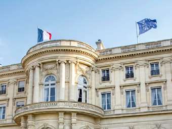 Γαλλία: Θα συνεργαστούμε με το Τσαντ για τον τερματισμό της αμυντικής μας συνεργασίας