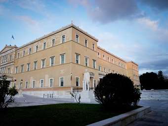 Τέμπη: Το πολιτικό σκηνικό μετά το πόρισμα και το μήνυμα των σημερινών συλλαλητηρίων