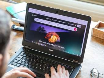 Airbnb: Κέρδη και έσοδα ρεκόρ για το δ' τρίμηνο