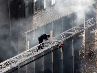 Νότια Αφρική: Τρεις νεκροί, ανάμεσά τους και ένα βρέφος, από κατάρρευση κτηρίου στο Σοβέτο