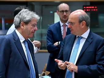 ECOFIN: Η Ελλάδα φτάνει στο 50% της απορρόφησης από το Ταμείο Ανάκαμψης