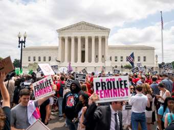 ΗΠΑ: Το "ναι" επικράτησε στα περισσότερα δημοψηφίσματα για το δικαίωμα των γυναικών στην άμβλωση