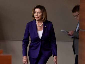 Αποσύρεται από το Κογκρέσο η Νάνσι Πελόζι